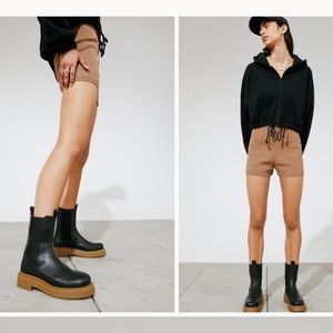 H&M Platform Chelsea Boot